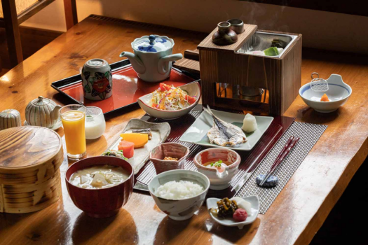 ＜公式サイト最安値＞おすすめ＜酒＞純米吟醸【三種飲み比べ】公式ＨＰ特典付♪料理長おすすめ季節の創作懐石コース♪【11時ＯＵＴ】