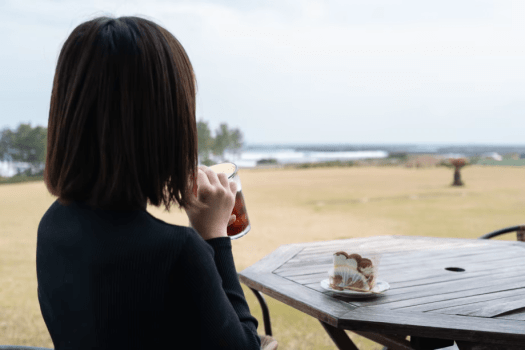 海を眺めて、のんびり一息
