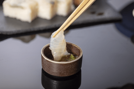 丹後・但馬近海産活けオコゼ薄造り、炭火焼き、酒蒸し、唐揚げフルコース美食少量プラン　希少な活けオコゼを食す