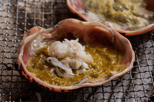 ～潮騒～職人技に舌鼓・湯がき立てを食す！4名様に1杯湯がきたて松葉蟹付き～