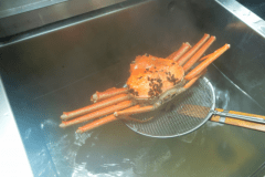 ～日帰り　潮騒～職人技に舌鼓・湯がき立てを食す！４名様に1杯湯がきたて松葉蟹付き～