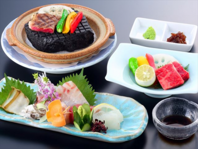 創作和食グレードアッププランには『常陸牛の石焼き』等がつきます。
※写真はイメージです。 創作和食グレードアッププランには『常陸牛の石焼き』等がつきます。
※写真はイメージです。