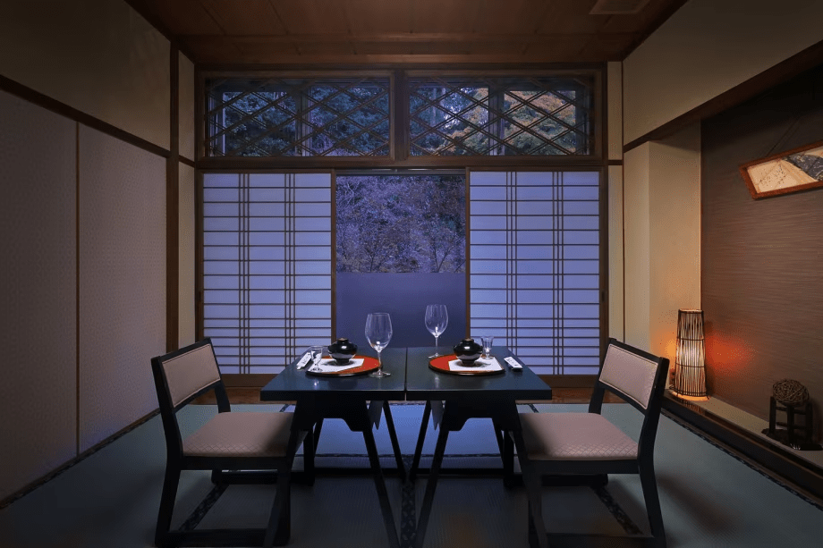 個室お食事処「遊仙亭（ゆうせんてい）」