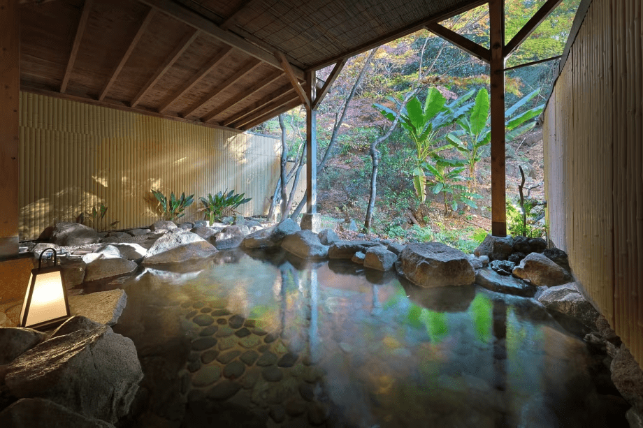 「千寿の湯」女湯（露天風呂）