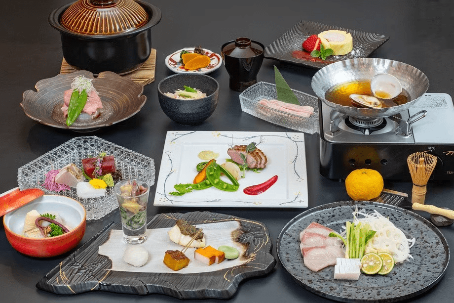 【夕食付】朝食なしで朝寝坊♪自然と海に囲まれた熱海で、心安らぐひとときを