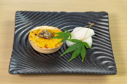 【夕食のみ/スイートルーム】朝食なしで朝寝坊♪自然と海に囲まれた熱海で、心安らぐひとときを（夕食付）