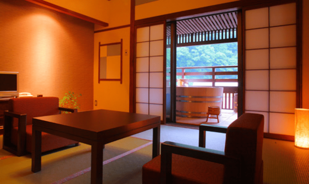 木曽川を望む【露天風呂付き客室】で心和む♪絶品！信州を味わう会席料理で、街道ロマン巡り