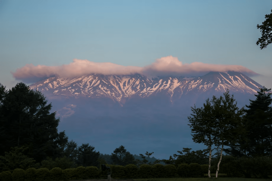 【街道浪漫めぐり6月19日】木曽御嶽山の絶景を望む開田高原・西野峠ウォーキング１泊３食【宿泊は姉妹館：つたや季の宿 風里】
