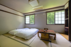 【スタンダード和室】＜山側-10畳＞和室ならでは落ち着きのある寛ぎ空間でごゆっくり。