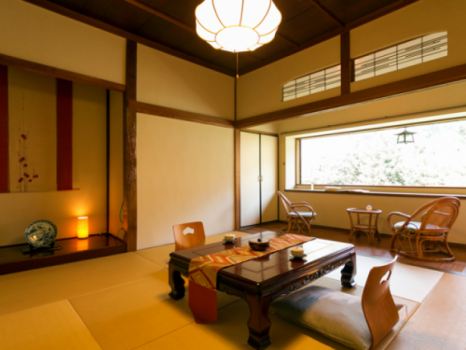 ■本館客室8帖■(バス・トイレ付) ■本館客室8帖■(バス・トイレ付)
