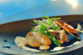 新鮮な魚介類を鉄板焼きで。海を眺めながら大切な方と語らうひとときを―…