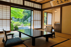 You can see the seasonal Japanese garden from your room.