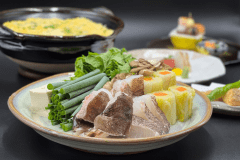 上質な脂の乗ったクエをお鍋と唐揚げでお召し上がりいただきます。