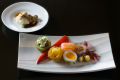 [Seasonal appetizers, one example] Shows commitment to Hagi ware and beauty of appearance