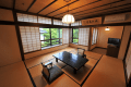 Each guest room has a secluded sukiya-zukuri style with a sense of privacy.