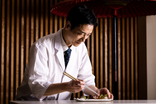 【料理長：木山清治】ただ一度の味に出会っていただくために、「味一会」の精神でご提供いたします。
