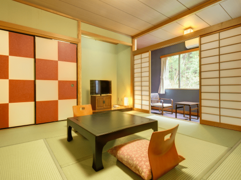 フォレストリゾート 湯もと小町館 小町 Komachi 和室8畳 広縁付 プランを選ぶ