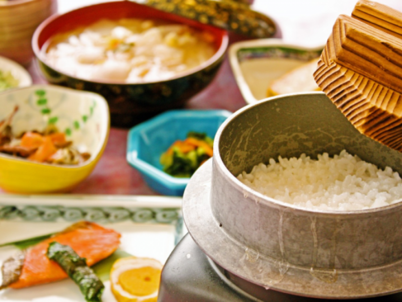 朝食はホッとできる和食をご用意。レストランにてお召あがりください♪ 朝食はホッとできる和食をご用意。レストランにてお召あがりください♪