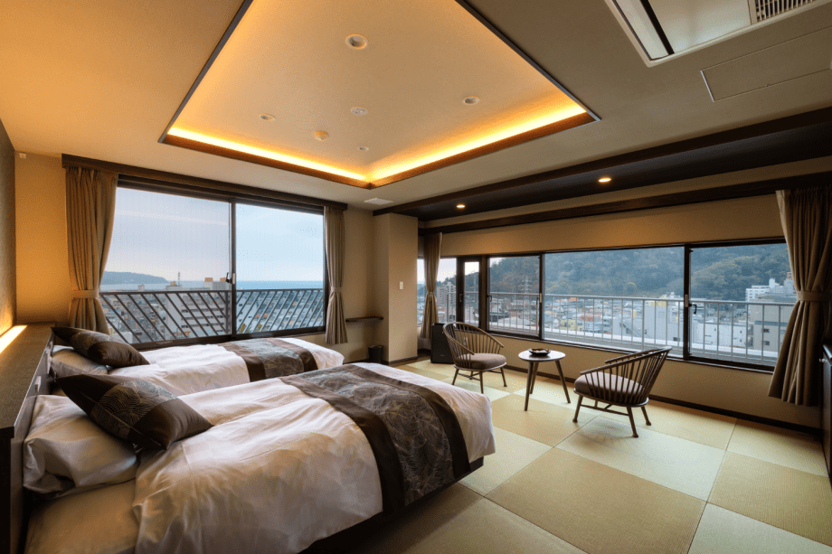 2024年3月リニューアルの6階和モダン和洋室・シャワーブース付の『紺碧-こんぺき-』『真朱-まそお-』