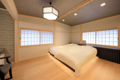 和モダン洋室＜新フロア＞｜宮内庁御用達のベッドを設えております。