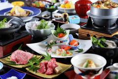 丹波牛黒毛和牛すき焼き＆ミニステーキ食べ比べ会席