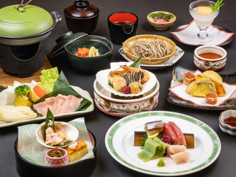 2025年9月10月《お献立Ｂの一例》♪料理長自ら厳選した旬の食材をふんだんに使用しております