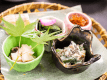 2026年7月8月《お献立Aの一例》前菜：ベーコンクリームチーズ、山くらげ酒粕和え、蛸山葵、ちりめん琥珀煮、法蓮草オリーブ醤油和え♪