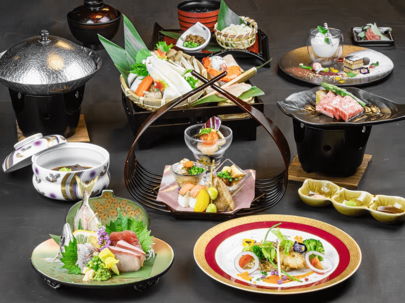 2025年11月12月《お献立一例》料理長自ら厳選した旬の食材をふんだんに使用しております♪