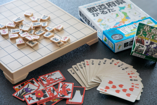 室内で遊べるグッズを貸し出ししております。