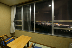 南星宮から見る夜景。蒲郡を一望できます。