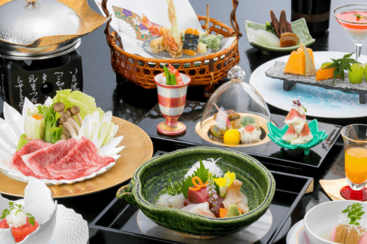 【創作会席】お料理の一例。※季節により料理内容や器が異なる場合がございます。