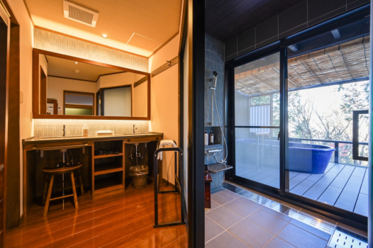 囲炉裏の空間と異なる彩りを感じる特別室◆禁煙＜66平米＞