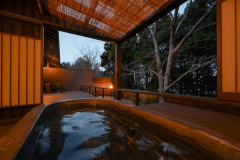 囲炉裏の空間と異なる彩りを感じる特別室◆喫煙＜66平米＞