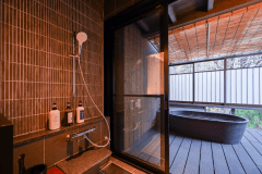 和をモチーフに仕立て、心地よい風を感じながらお二人で過ごす【ダイニングルーム／喫煙】＜57平米＞