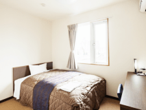 新館エクセル　シングルルーム　（セミダブルベット）