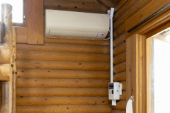 ログキャビン・エアコン