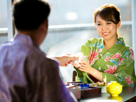 赤谷湖の見える会食場