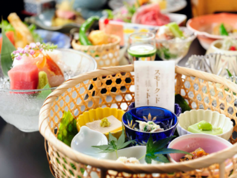 ≪国産牛豆乳しゃぶしゃぶ１２０グラムに肉増量≫豆富六珍など自家製・地場食材たっぷり伝統の味【豆富懐石】