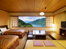 ■湖側の和洋室■ベッドで寝ころびながらでも和室でゆっくり一息をついていても“湖の絶景が楽しめる”