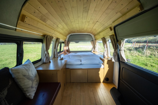 Rental Car　|　HIACE CA