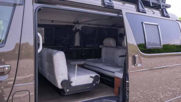 Rental Car　| HIACE KAR