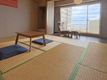 お子様連れもゆったり寛げる和室タイプのお部屋です。※お部屋はイメージとなります。