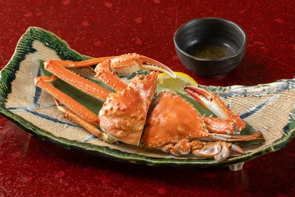 日帰り夕食・料亭個室♪＜蟹ハーフ＆ハーフ＞大ズワイ蟹と渡り蟹食べ比べ【竜宮城玉手箱会席】