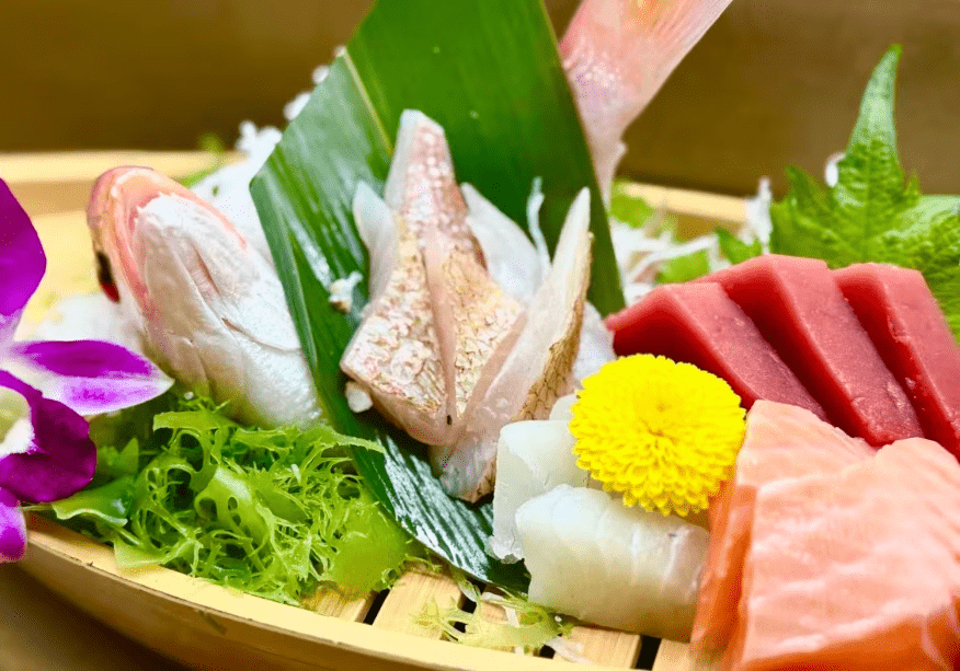 ☆彡竜宮ホテル　昼特別プラン☆彡 鮑踊り焼き付き 一色魚舟盛ランチプラン　【冬限定特別プラン】