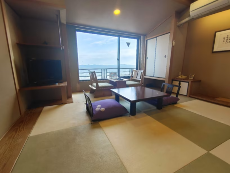 【スタンダード・和室１０帖・禁煙】◆海の見える客室◆