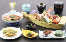 【直前割】【一色漁港直送天然地魚御膳】♪高物価応援プラン（夕食も朝食もお部屋食）