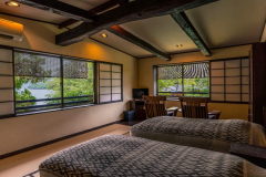 A Japanese-style bedroom overlooking Amanohashidate A Japanese-style bedroom overlooking Amanohashidate