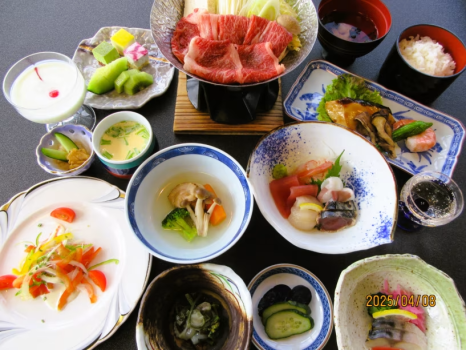 【大好評につき延長決定 】商品券付き宿泊プラン 別館 奥中山牛すき焼き膳　(西岳)
