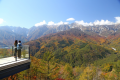 紅葉の北アルプスにに浮遊しているような体感が味わえます。