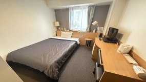 【禁煙】セミダブル（ベッド幅122cm・無線LAN対応）